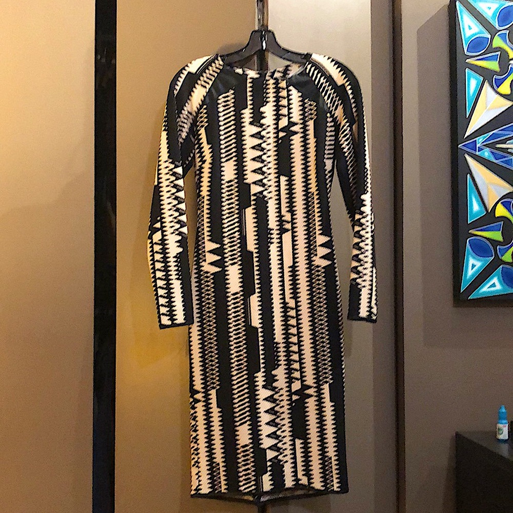 NWOT MIDI bodycon abstract pattern print dress S